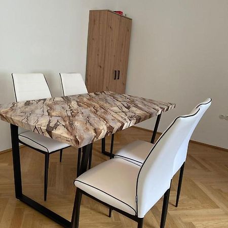 Apartament Default Stepahnsplatz Wiedeń Zewnętrze zdjęcie